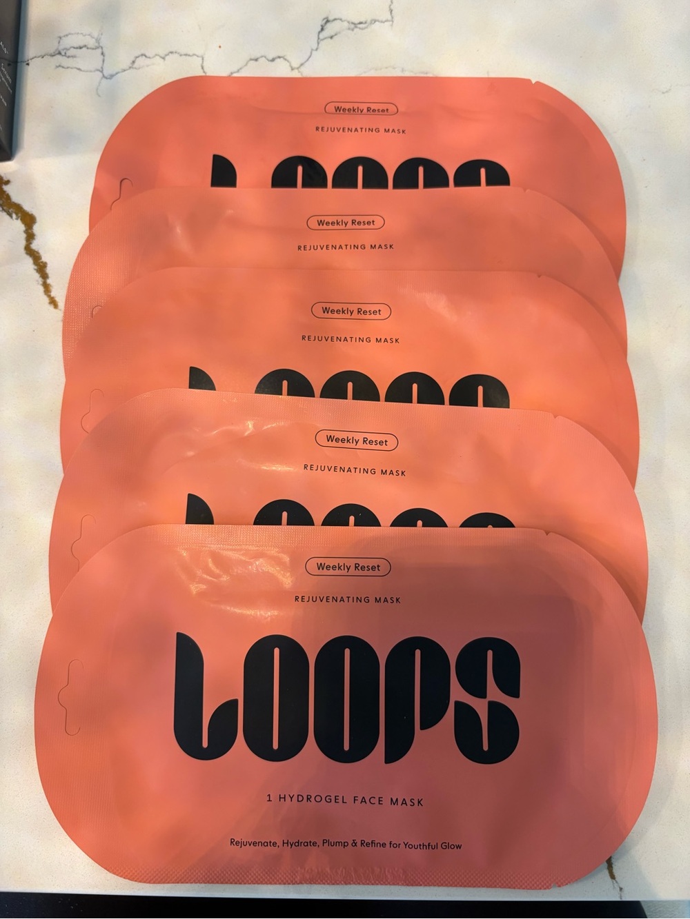 LOOPS Weekly Reset Rejuvenating Hydrogel Face Mask - Coral Pack